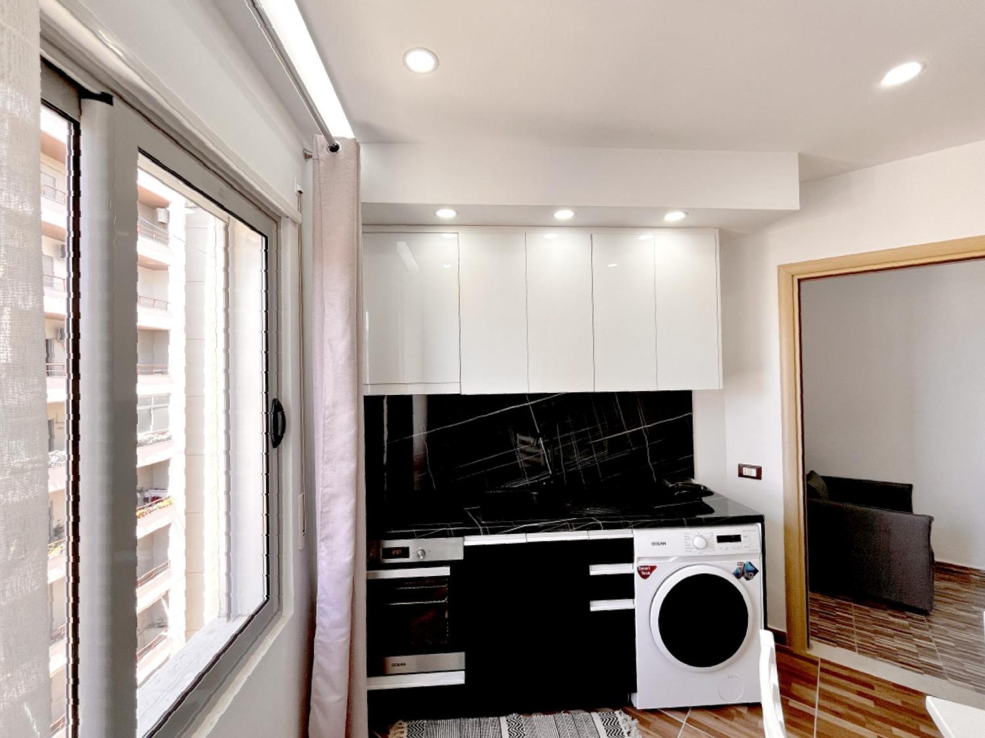 Kam Apartments In The City Center Vlorë Exterior foto