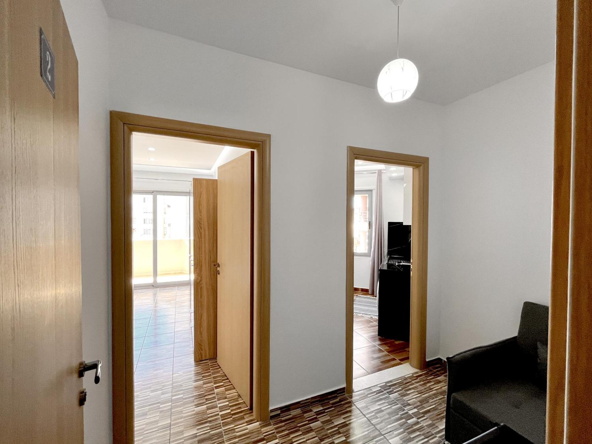 Kam Apartments In The City Center Vlorë Exterior foto