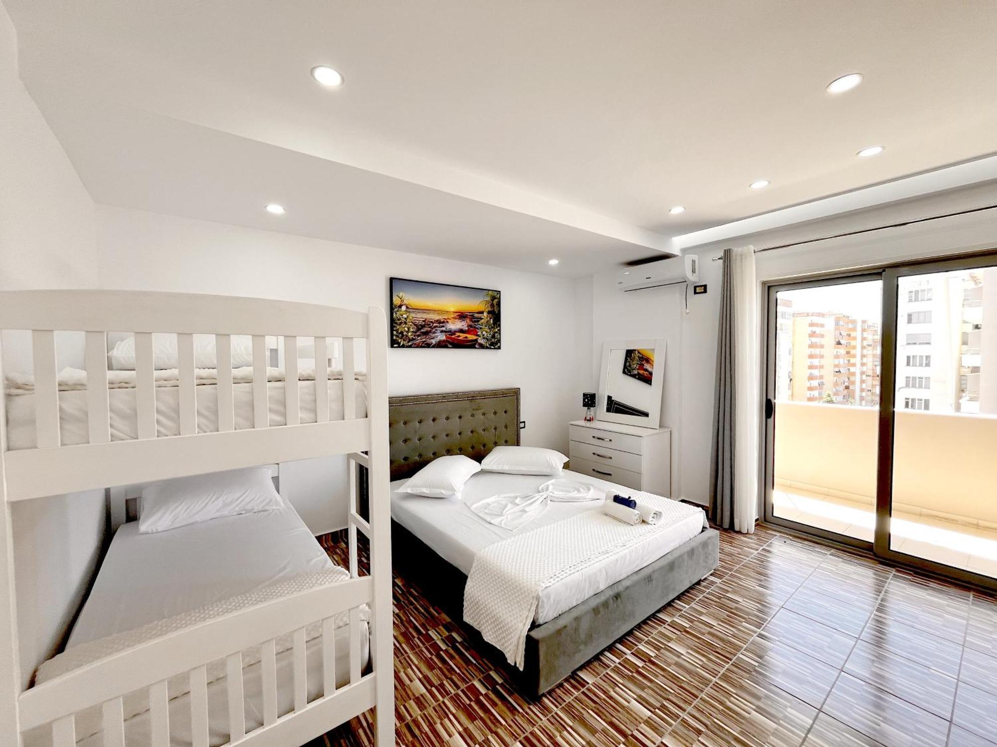 Kam Apartments In The City Center Vlorë Exterior foto