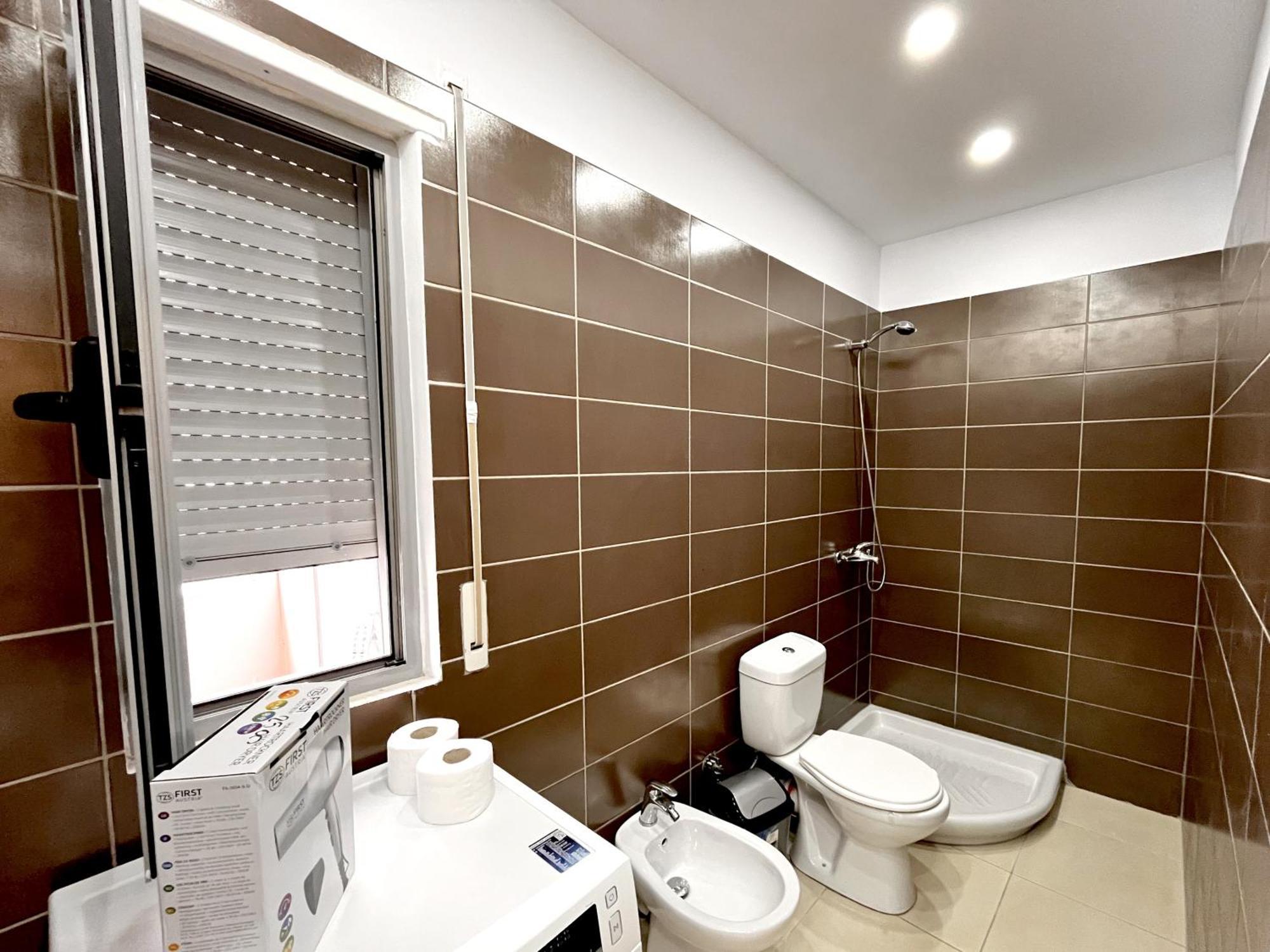 Kam Apartments In The City Center Vlorë Exterior foto